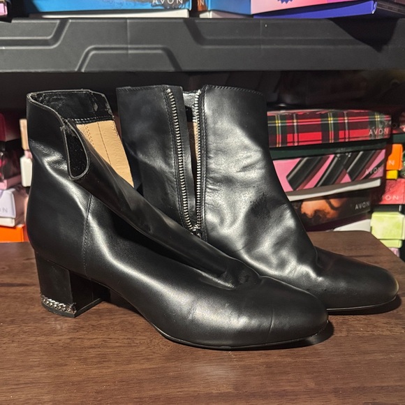 Michael Kors Black Leather Heeled Boots - Picture 1 of 3